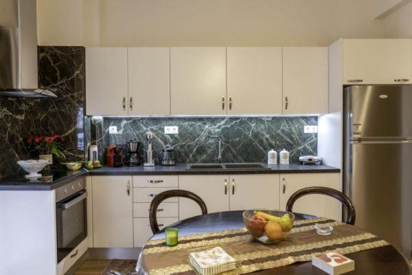 G102 Κεντρικό Πολυτελές Διαμέρισμα Apartment Volos Ngoại thất bức ảnh