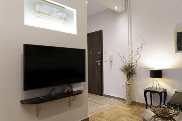 G102 Κεντρικό Πολυτελές Διαμέρισμα Apartment Volos Ngoại thất bức ảnh